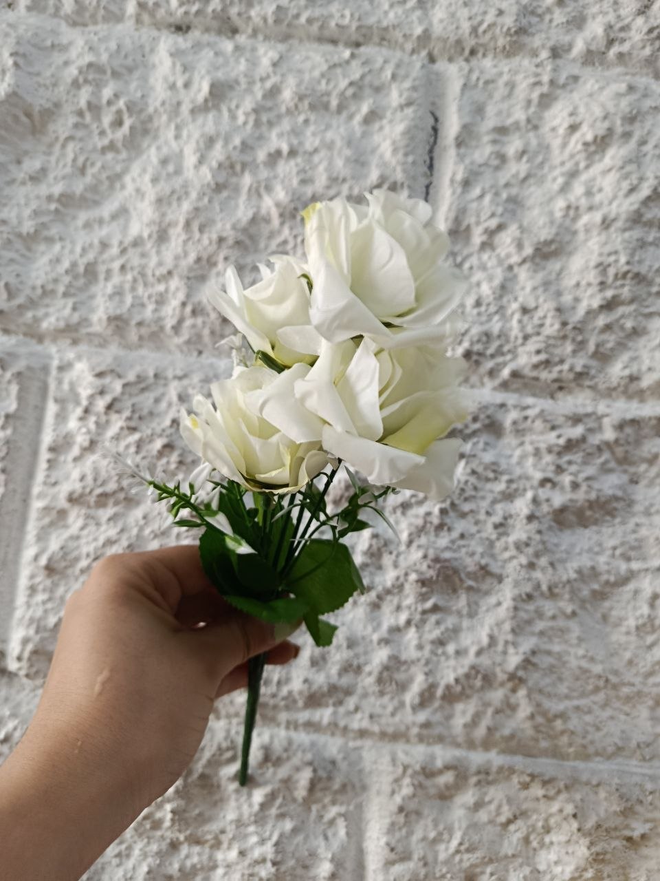 Ramo de Rosa de Té Color Blanco 31cm