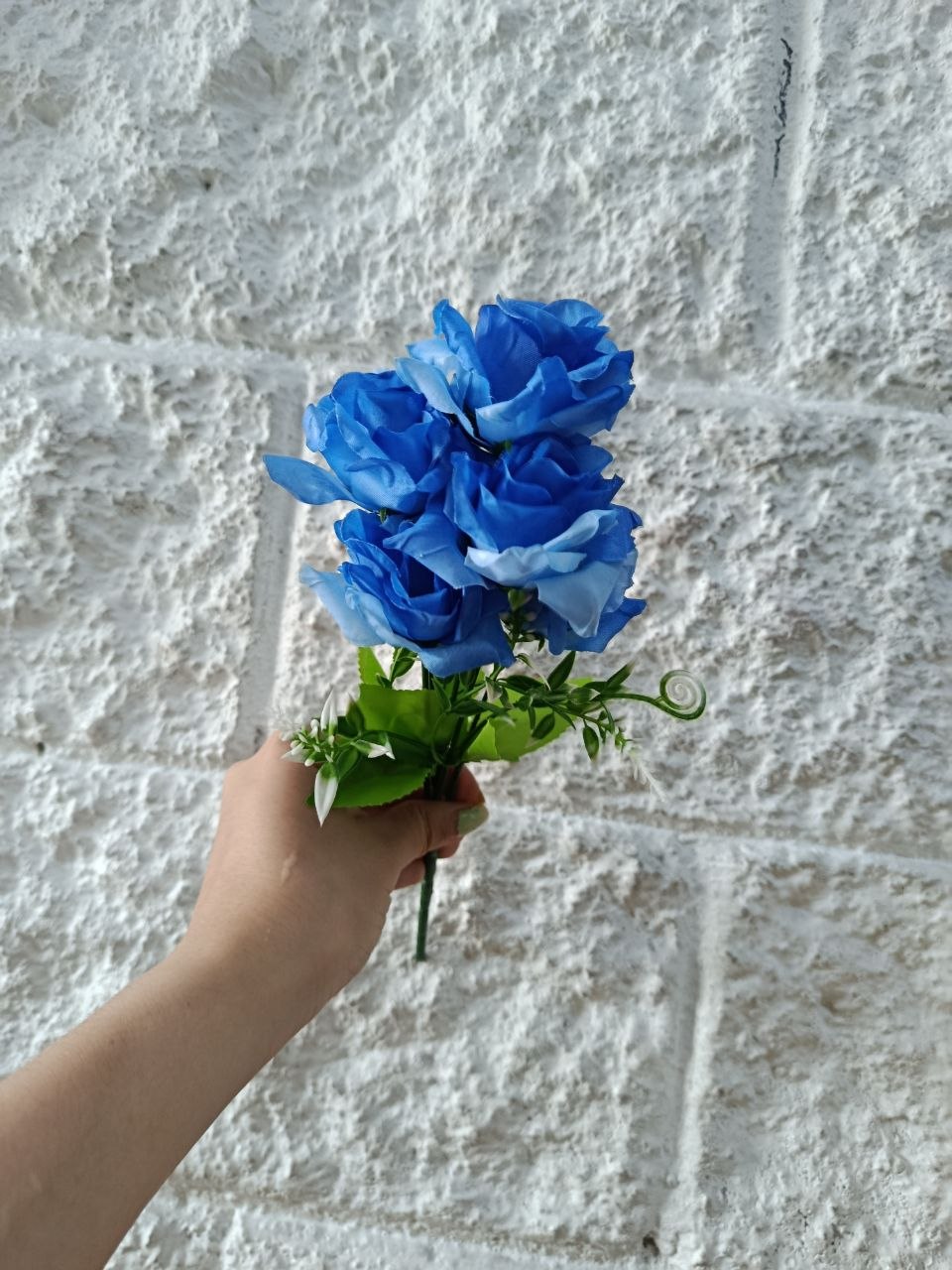 Ramo de Rosa de Té Color Azul 31cm