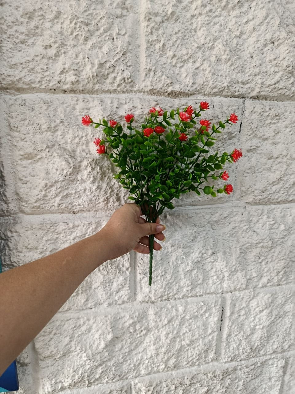 Follaje General con Florecitas Rojas 34cm