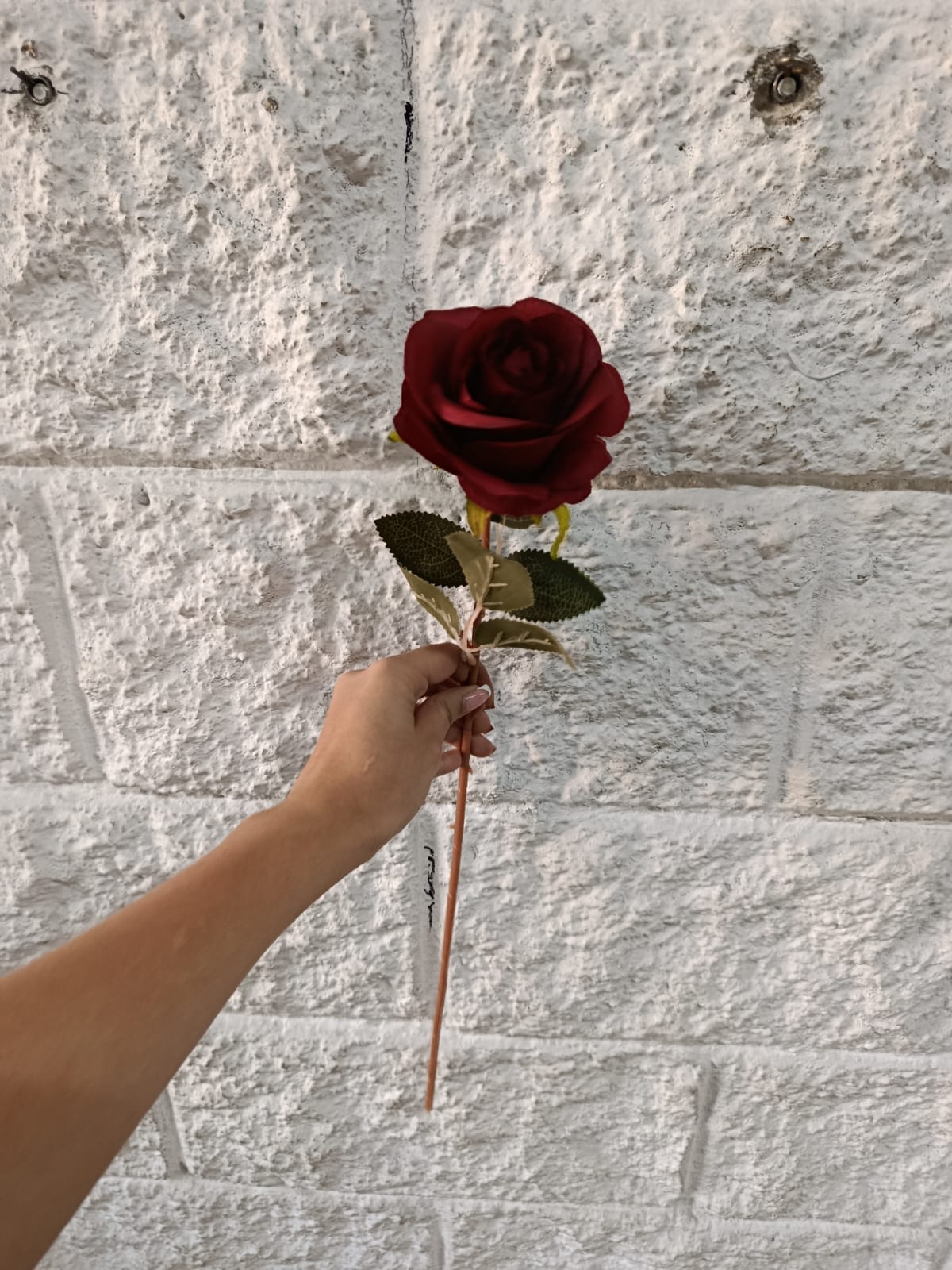 Rosa Roja Larga Espinas Artificial 50cm