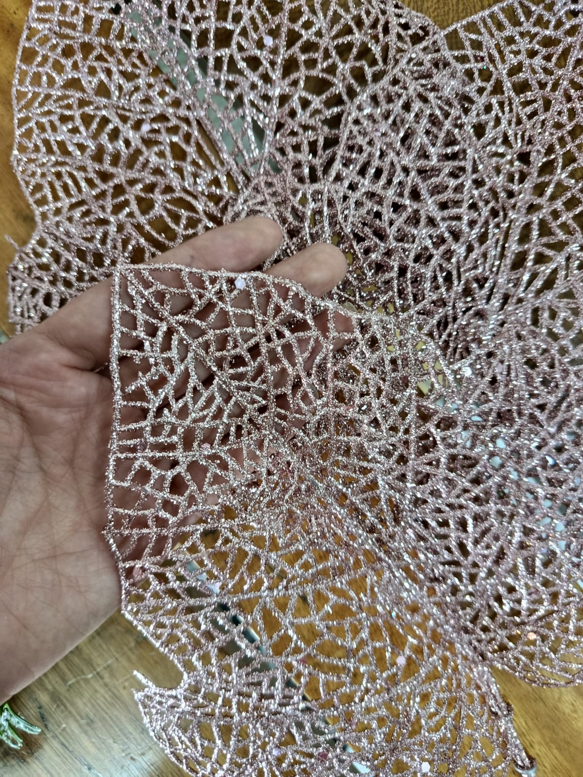 Hoja Navideña Rosada 50cm