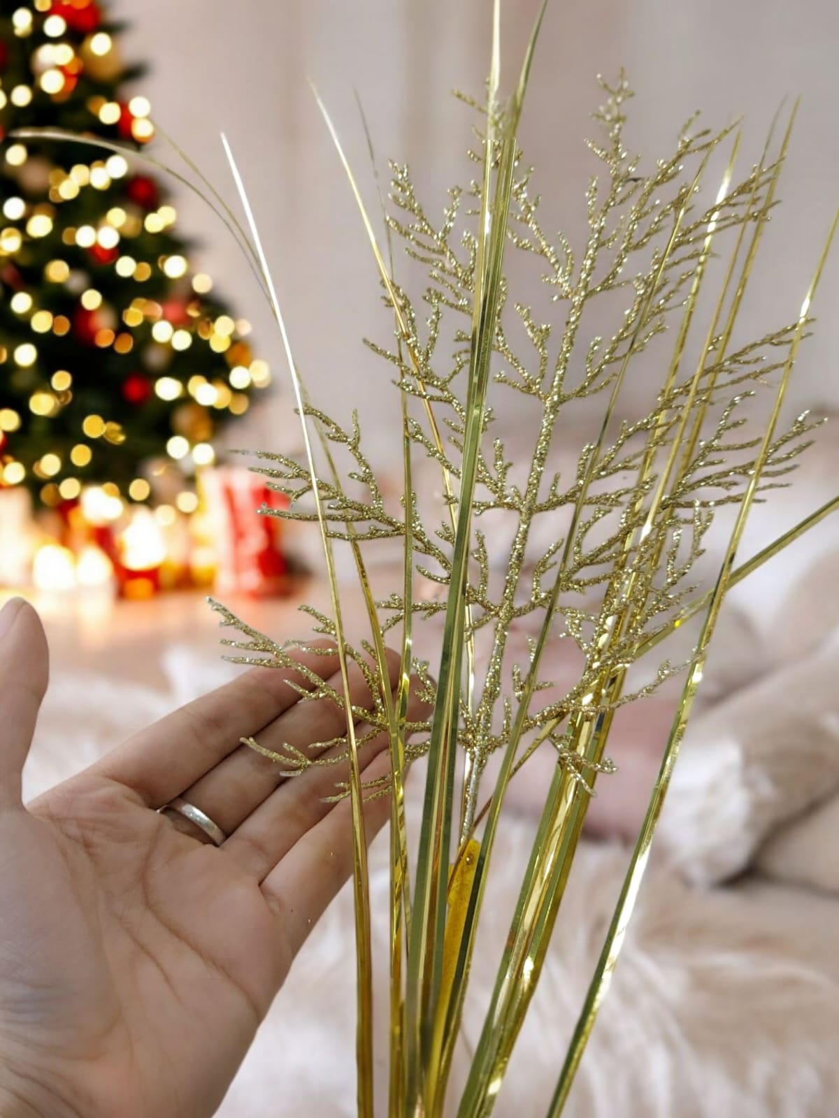 Hoja Dorada Larga Navideña 75cm