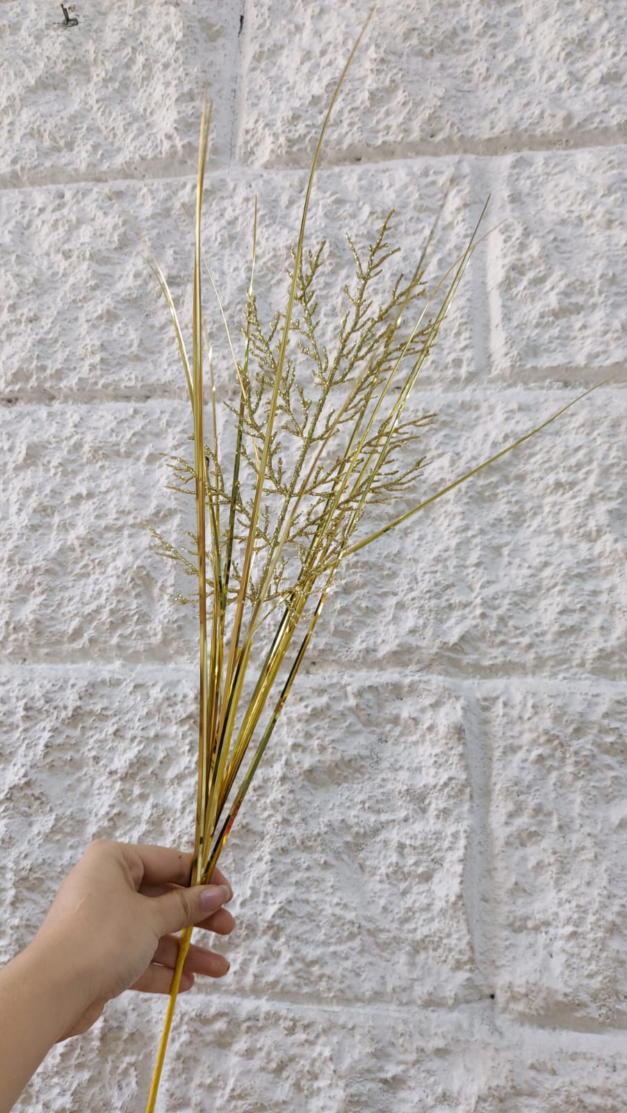 Hoja Dorada Larga Navideña 75cm