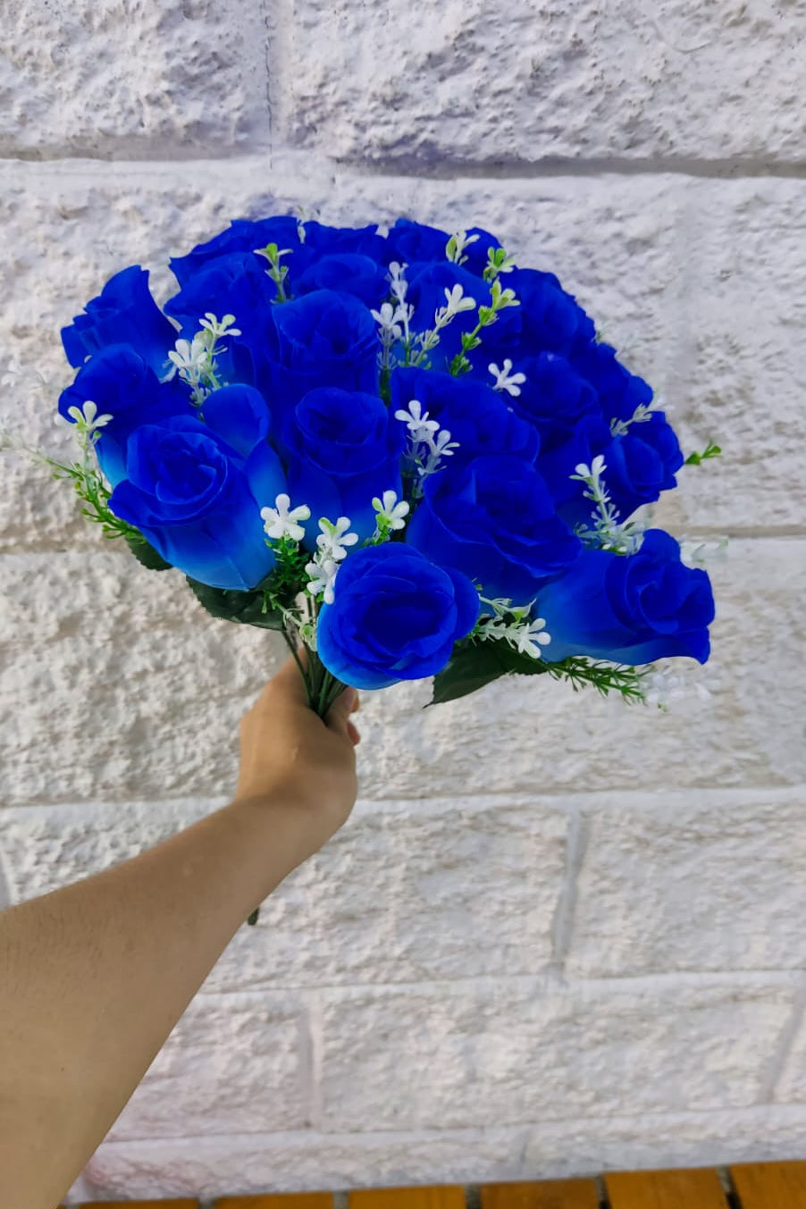Ramo de Rosas Coquet Azul x20 45cm