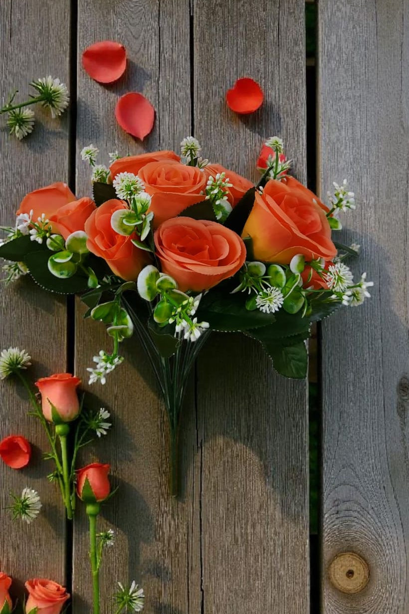 Ramo De Rosas Capullo Salmón 37cm