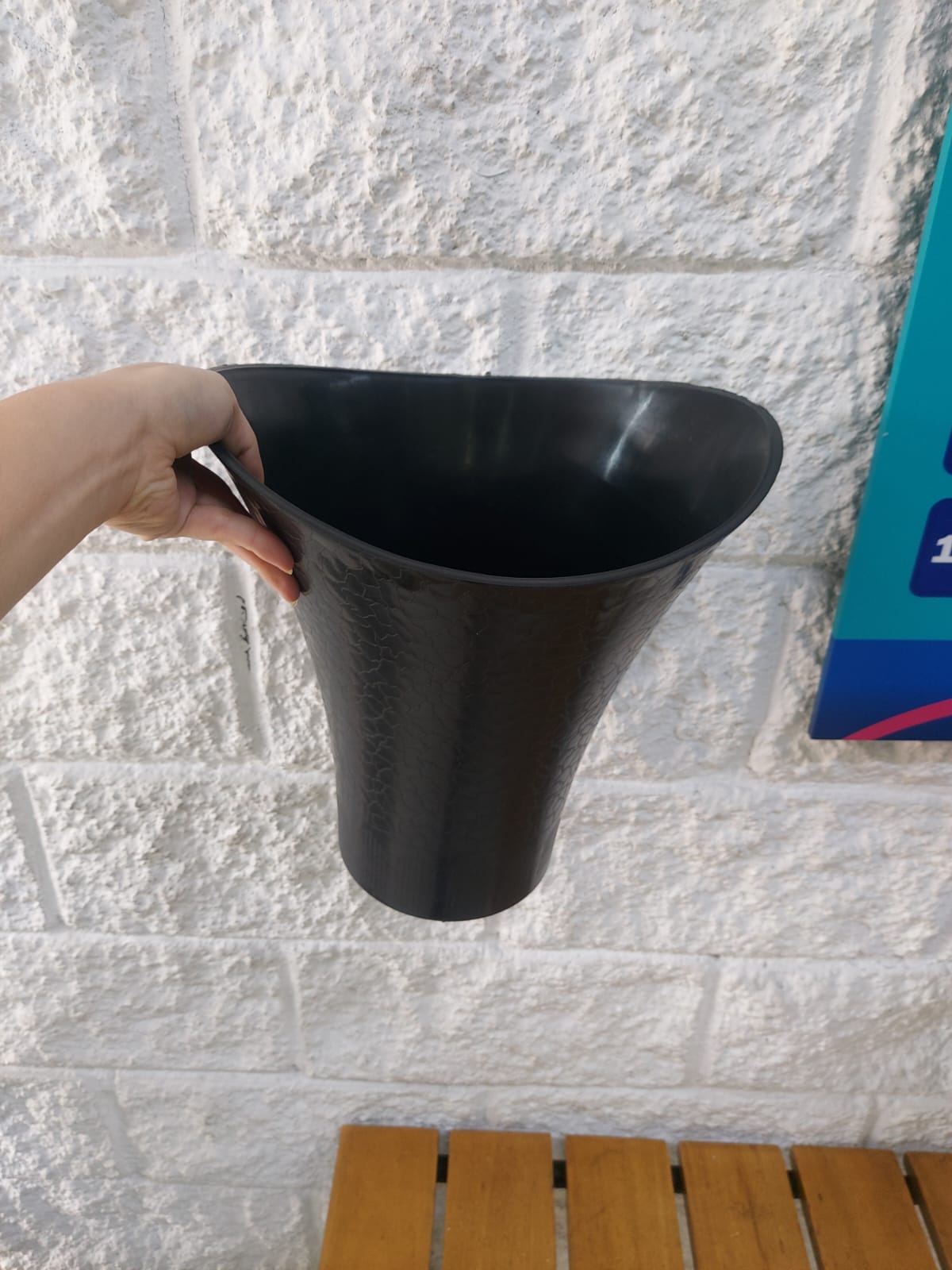 Matera Ovalada Negra para Plantas 30cm