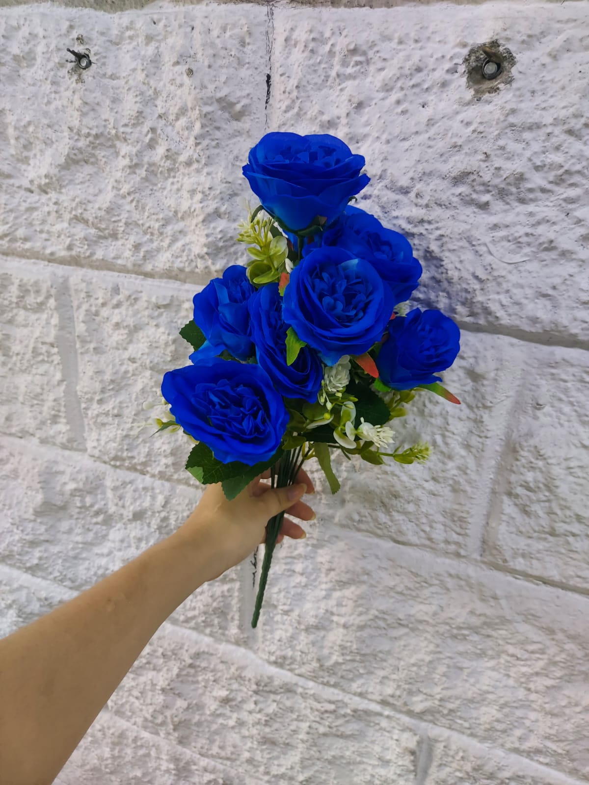 Buque x10 Rosas Azules 42cm