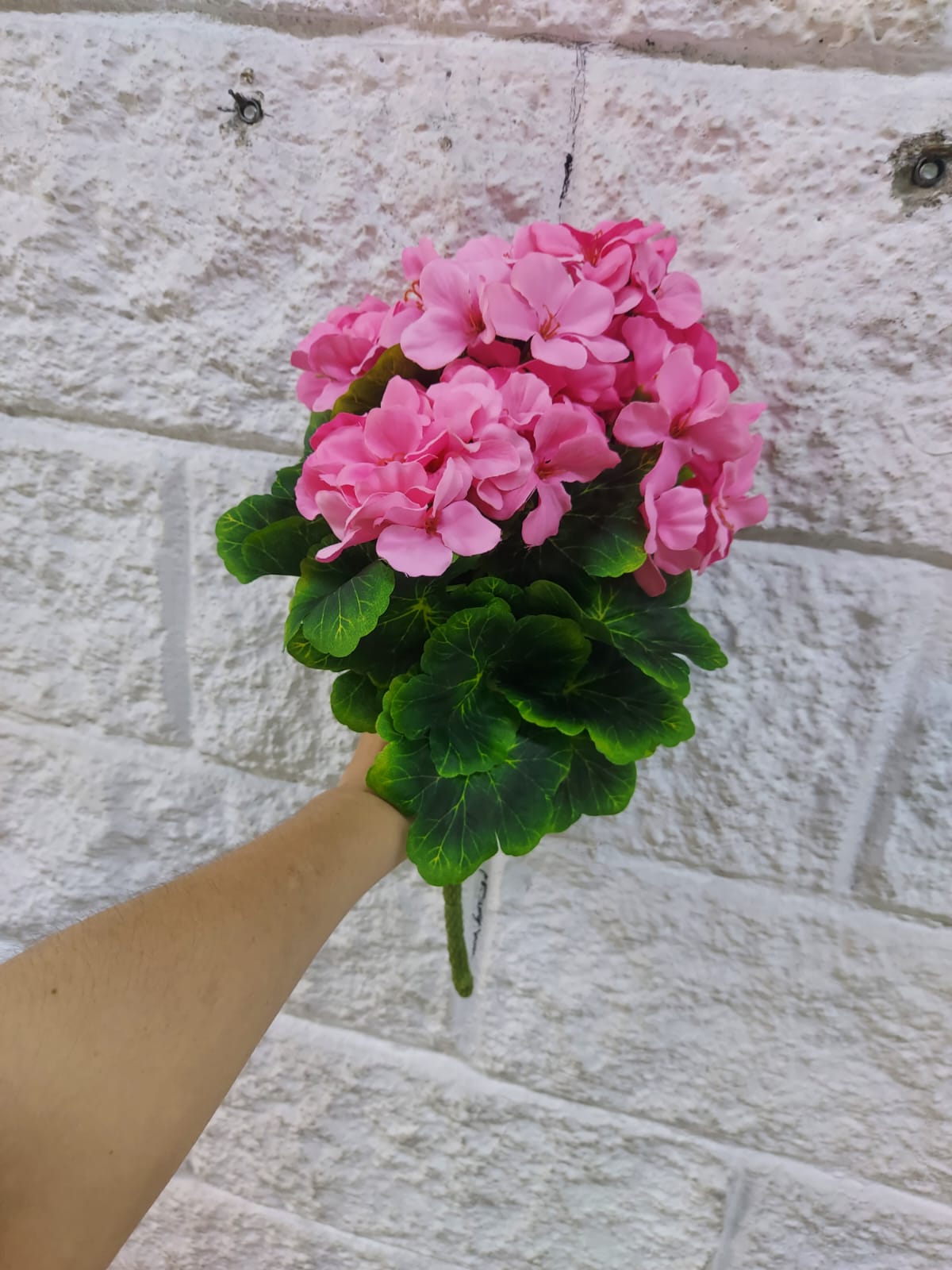 Ramo Hortensias Rosadas con Hojas 40cm