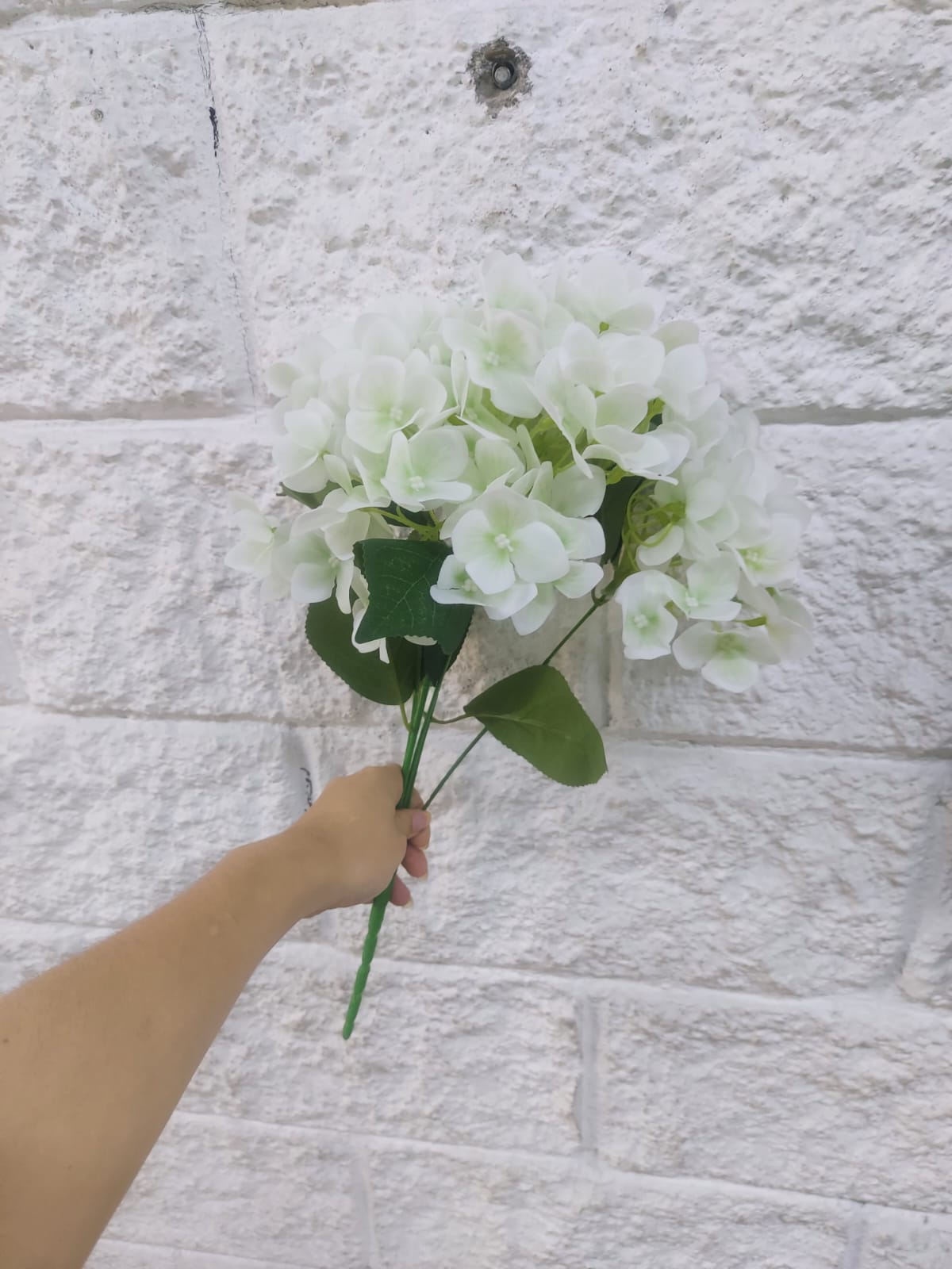 Ramo Hortensia Corta Blanca 46cm