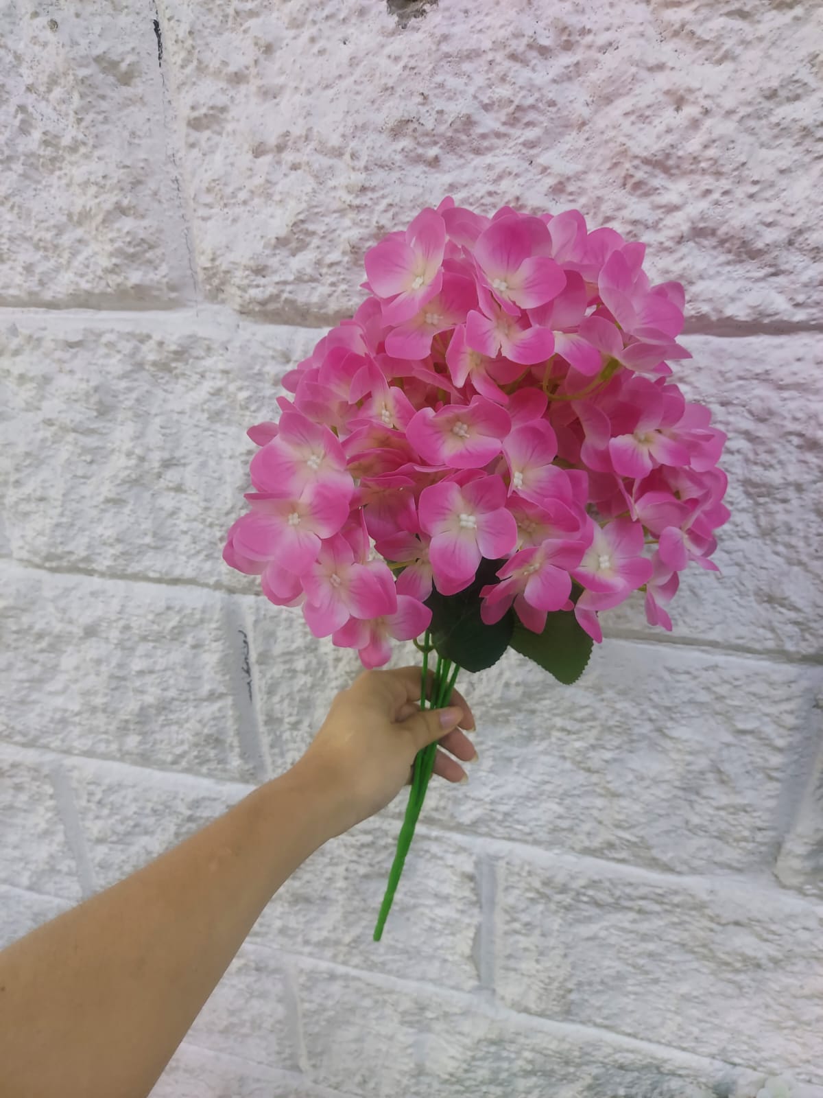 Ramo Hortensia Corta Fucsia 46cm