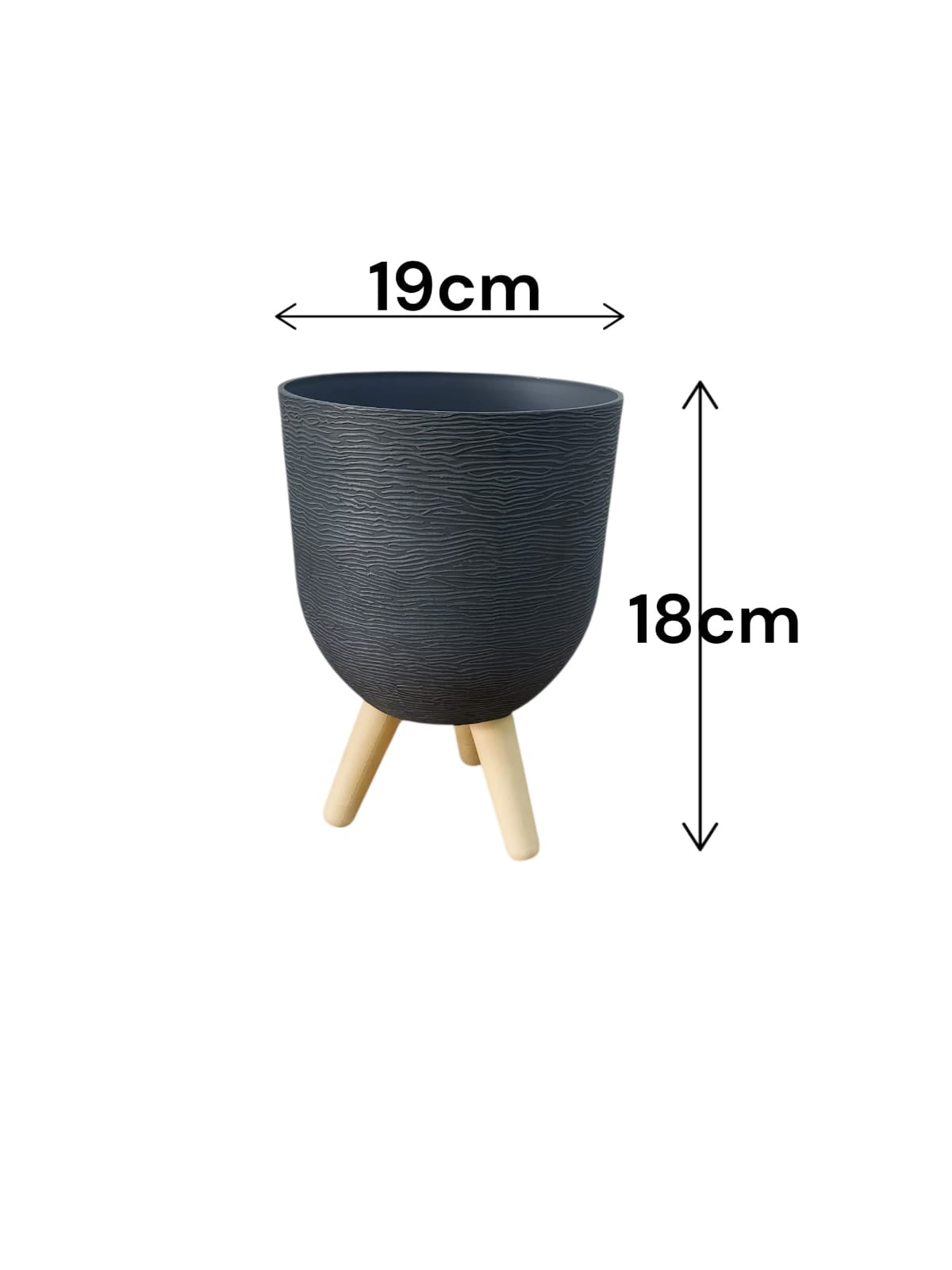 Matera Terracota con Patas Negra 18cm