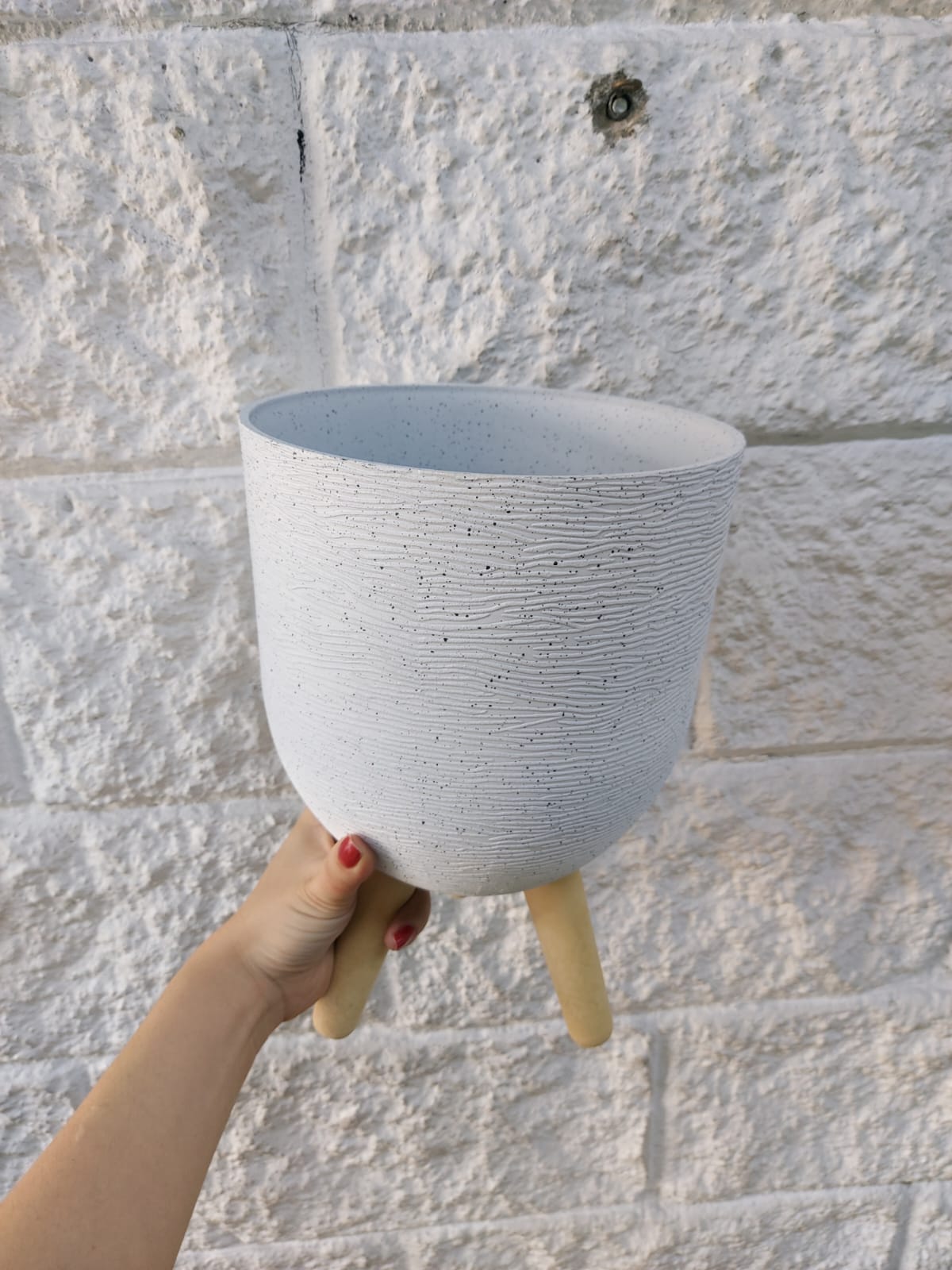 Matera Terracota con Patas Gris 18cm