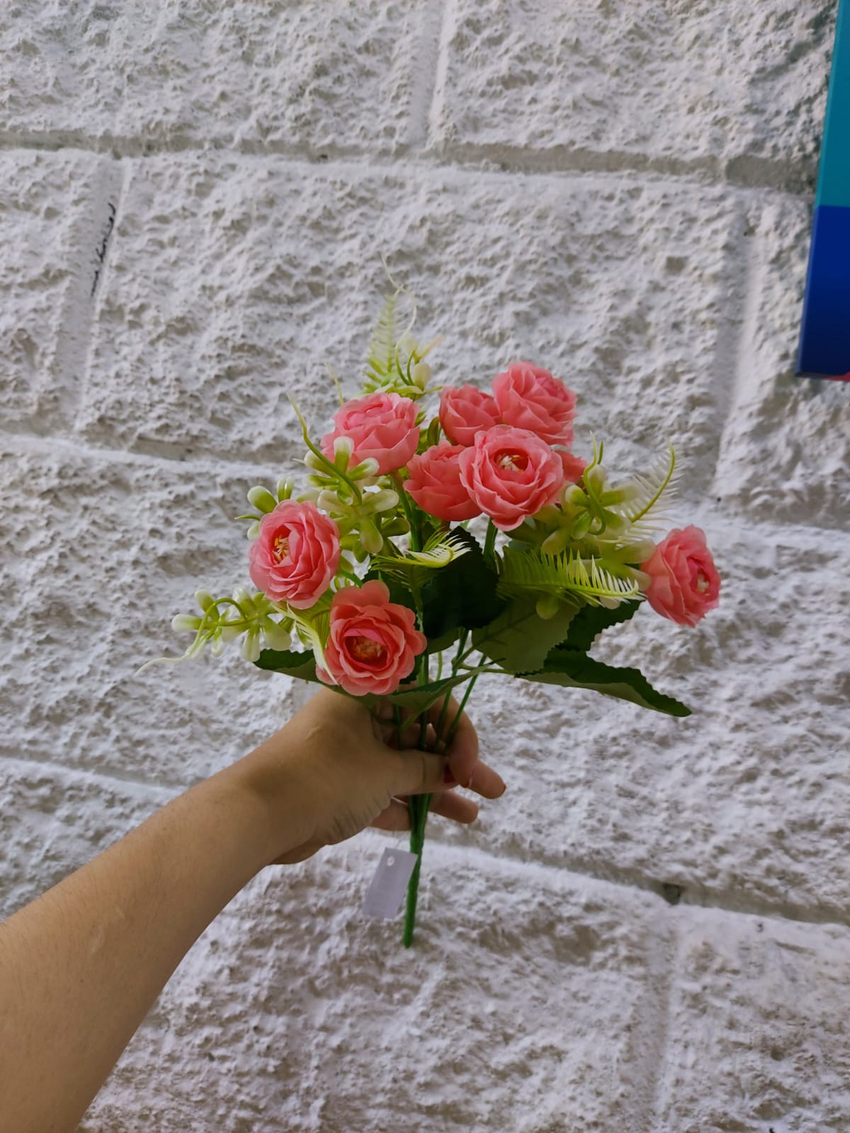 Ramo de Peonias Rosa con Follaje 34cm