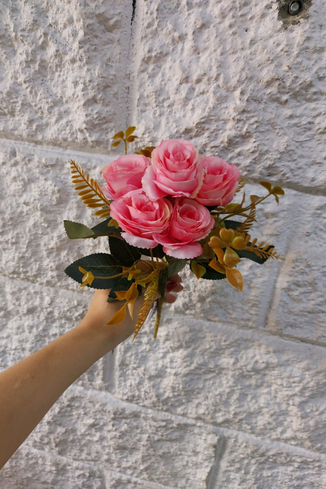 Ramo de Rosas Rosadas con Follaje 31cm