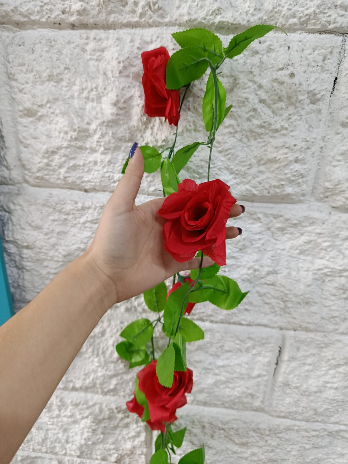 Tira Enredadera con Rosa Rojo 2.30mts