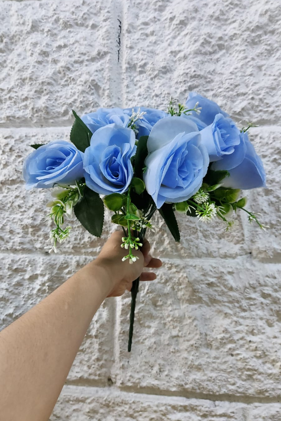 Ramo De Rosas Capullo Azul 37cm