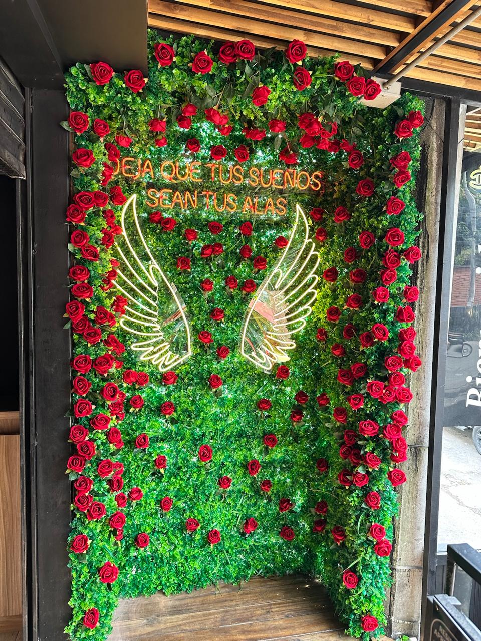 Proyecto Muro con Flores