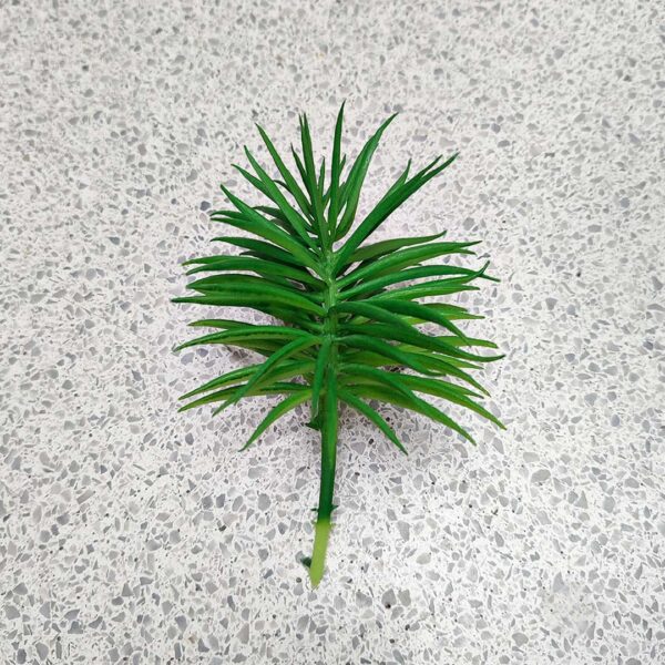 Planta Suculenta Variendad Crasula Tipo Pino Artificial