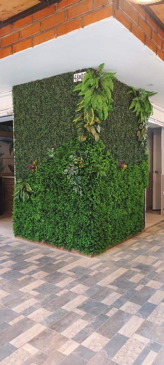 Tapete Jardín Vertical tipo Tornillo 60x40cm